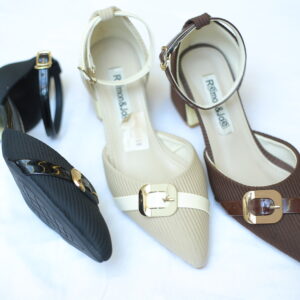 Women is block heel ankle strap pumps