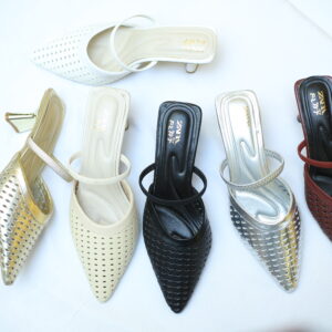 Low Heel cutout Leather Mule